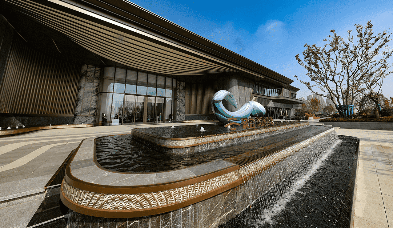 ���Ρ��������